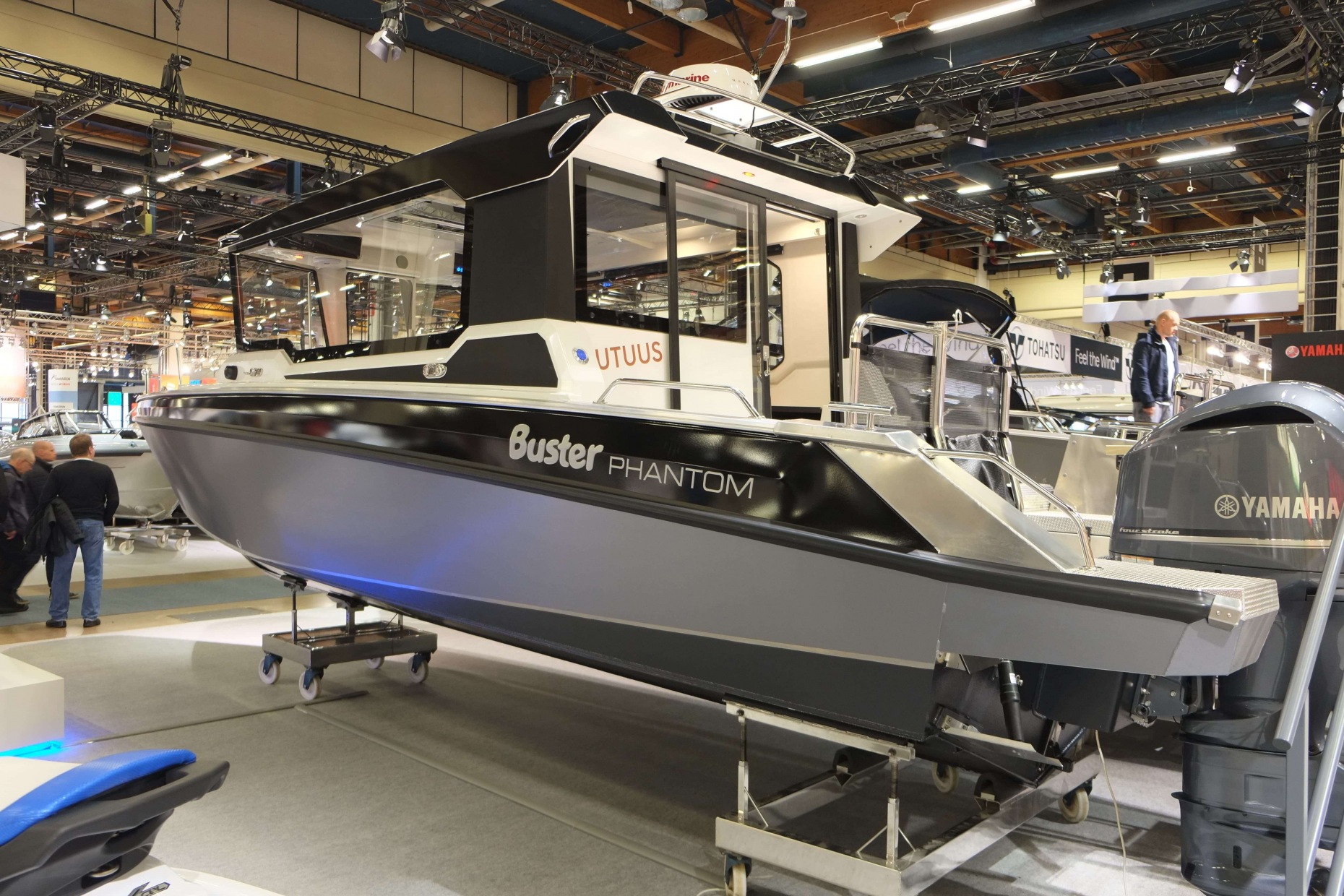 boat-buster-phantom-cabin-new-buster-boat