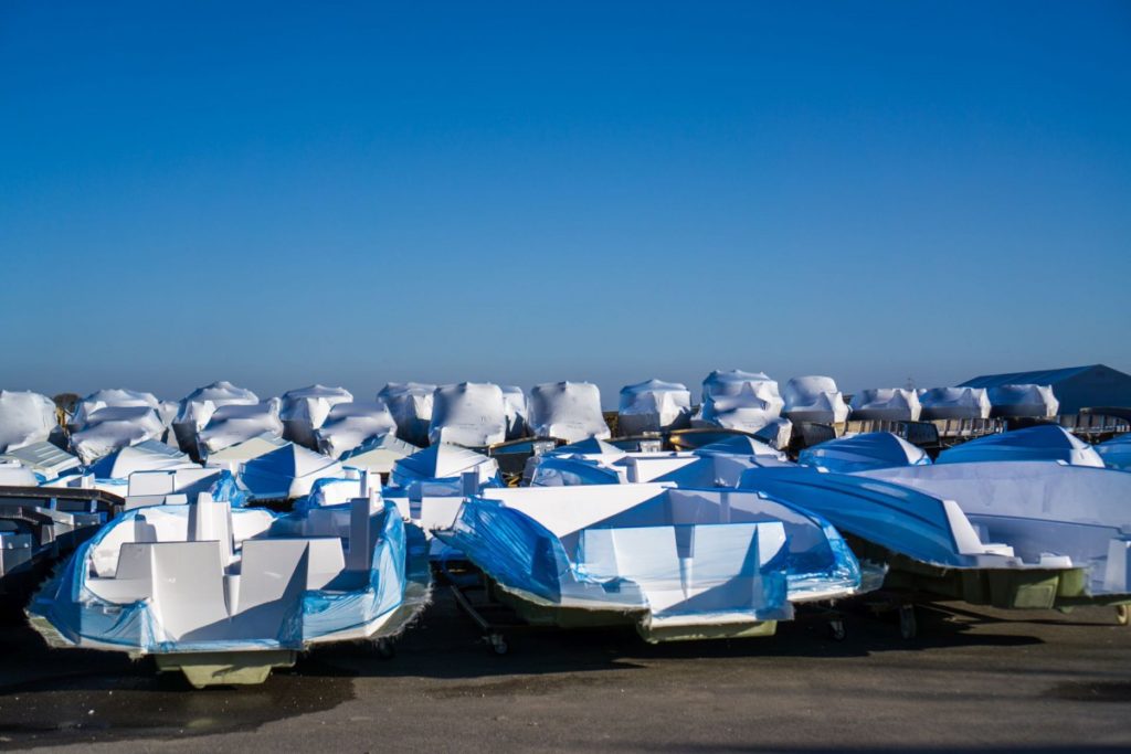 Завод по производству катеров Mirage Boats