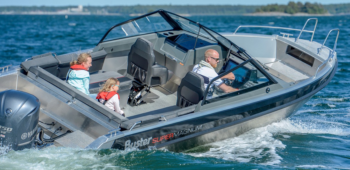 new boats buster magnum