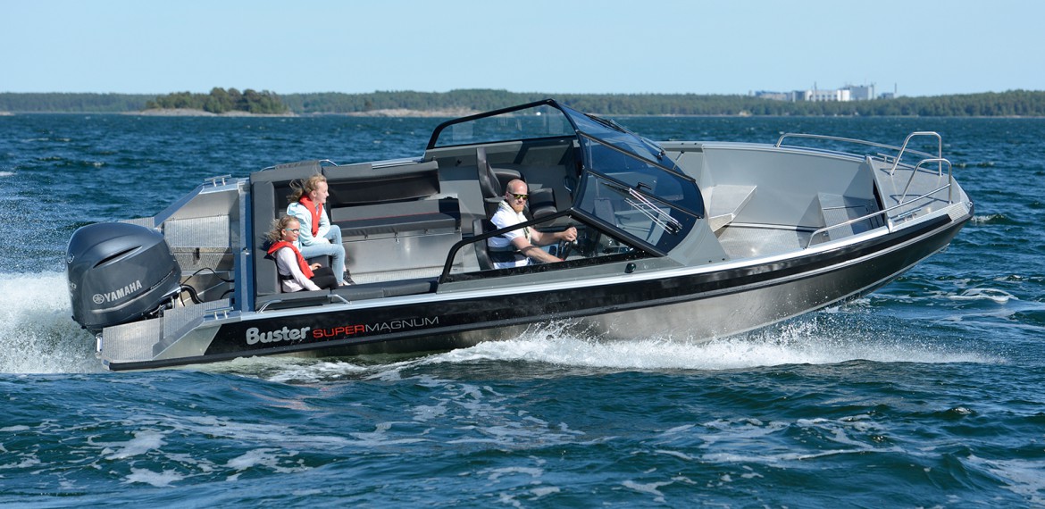 new boats buster magnum